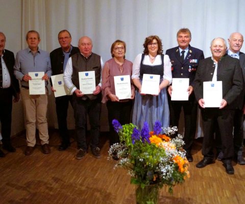 Kranzberg zeichnet ihre ehrenamtlich engagierten Bürgerinnen und Bürger aus