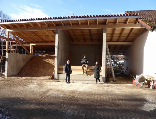 Die Hackschnitzelheizung am Kranzberger Bauhof ist in Betrieb